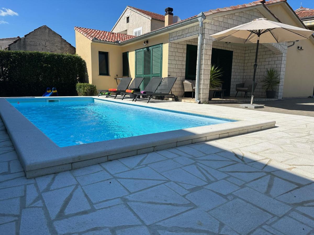 Villa a&a Biograd Na Moru Eksteriør billede